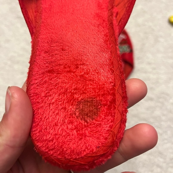 Authentic Handmade Beaded Slippers - Picture 2 of 5